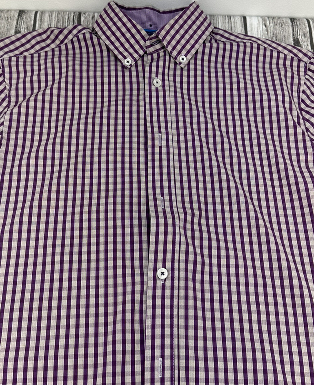 Construct moisture wicking super lightweight Mens small purple striped L/S